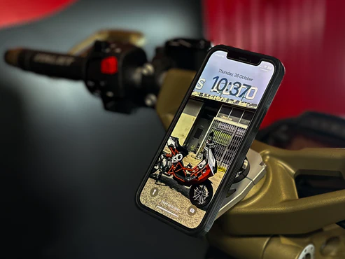 Italjet Dragster 250 Mobile Phone Holder with Built-in Vibration Damper - 